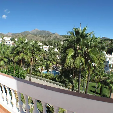 Las Palmas, Oasis De Capistrano