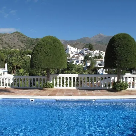 Las Palmas, Oasis De Capistrano Nerja